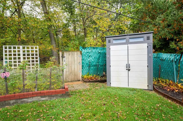 $460,000 | N4535 West Shore Place Road, Cambridge, WI 53523