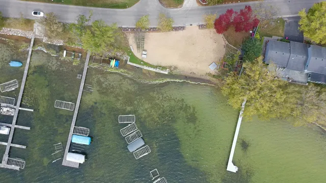 $460,000 | N4535 West Shore Place Road, Cambridge, WI 53523