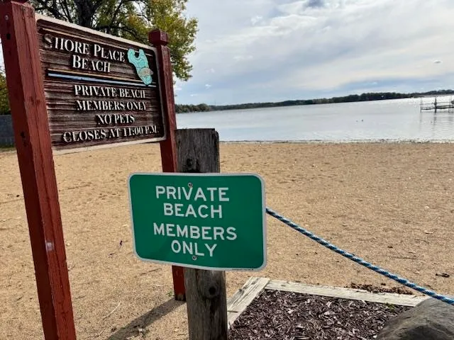 $460,000 | N4535 West Shore Place Road, Cambridge, WI 53523