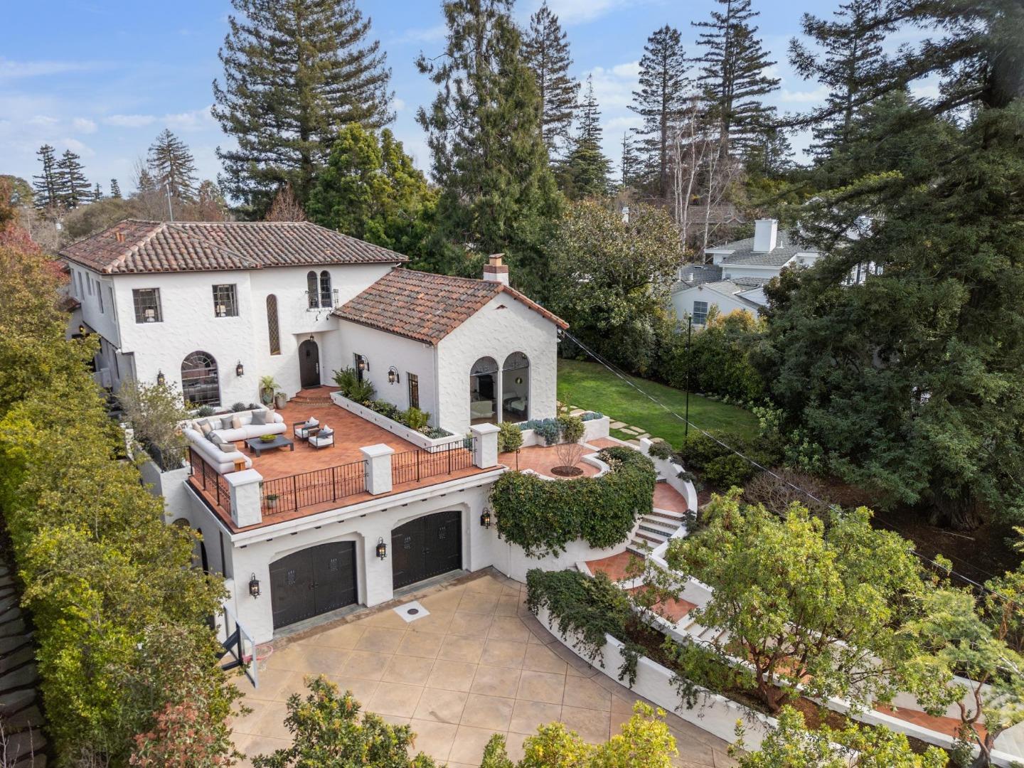 414 Edgewood Road San Mateo, CA 94402 - Photo 1 of 112