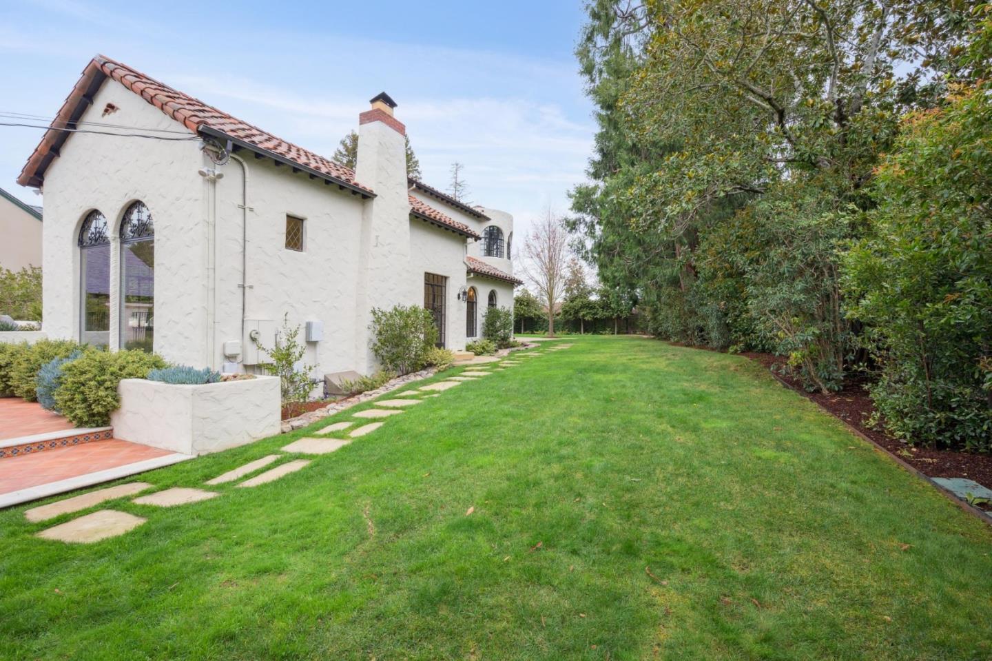 414 Edgewood Road San Mateo, CA 94402 - Photo 86 of 112