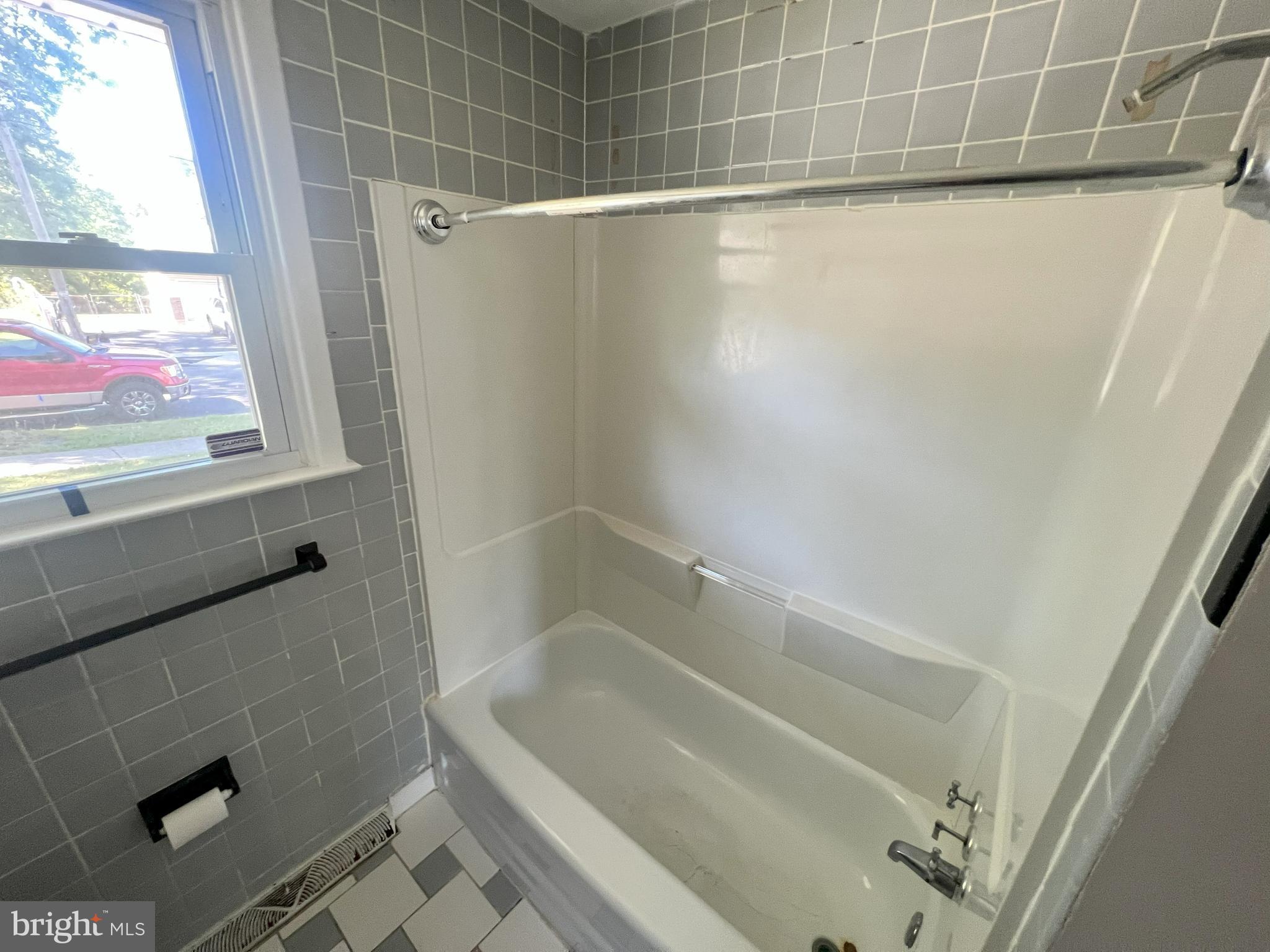 809 Bentley Road Lindenwold, NJ 08021 - Photo 8 of 30