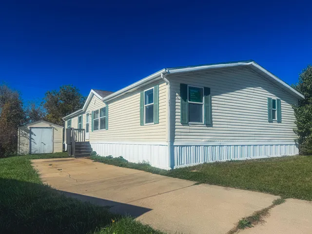 $59,000 | 704 Crockett Drive, Unit 155, Potterville, MI 48876