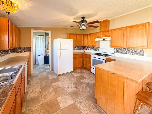 $59,000 | 704 Crockett Drive, Unit 155, Potterville, MI 48876