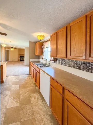 $59,000 | 704 Crockett Drive, Unit 155, Potterville, MI 48876