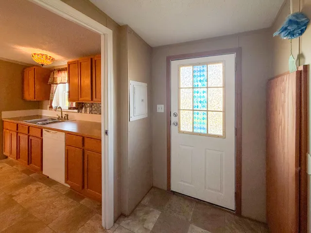 $59,000 | 704 Crockett Drive, Unit 155, Potterville, MI 48876