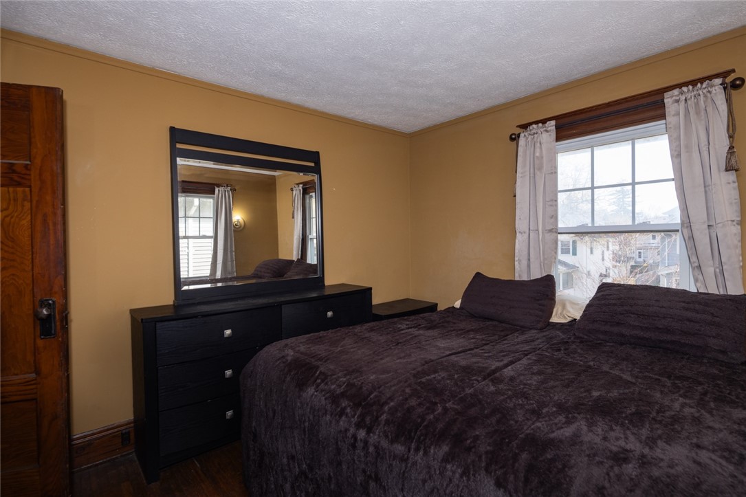 400 Electric Avenue Rochester, NY 14613 - Photo 12 of 33