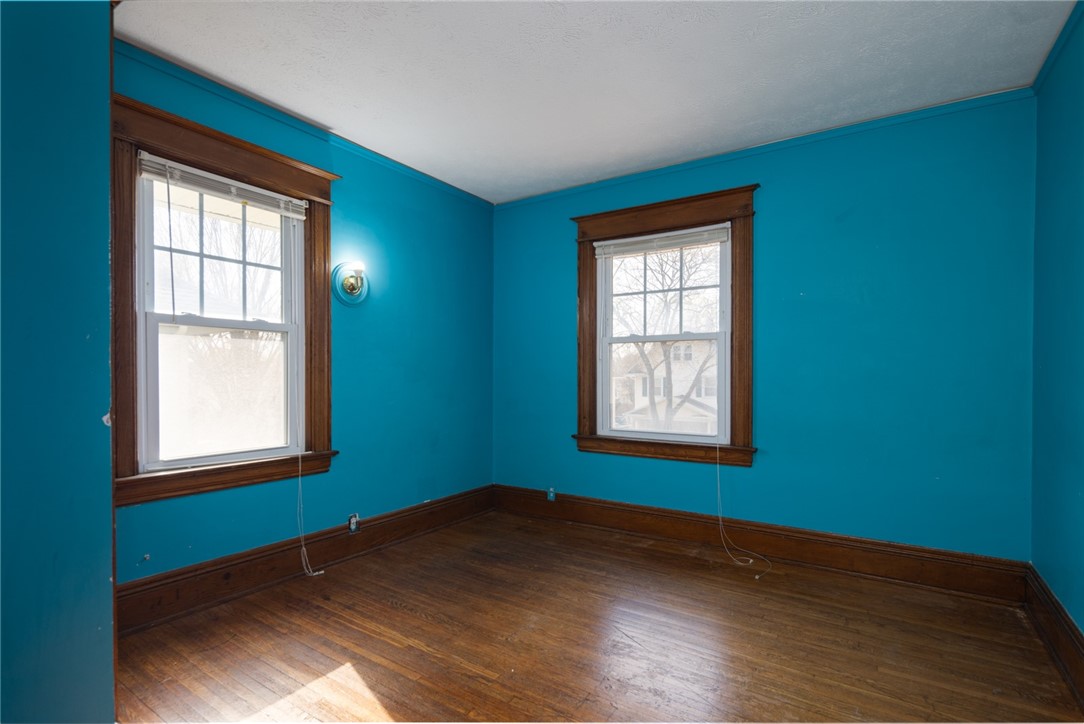 400 Electric Avenue Rochester, NY 14613 - Photo 17 of 33