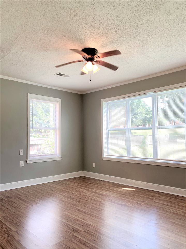 1015 Getwell Road Memphis, TN 38111 - Photo 3 of 11
