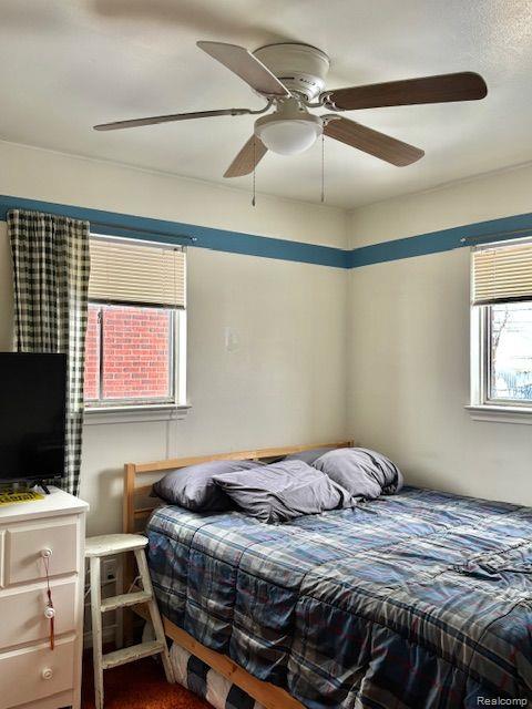 17157 Fort Street Riverview, MI 48193 - Photo 8 of 17
