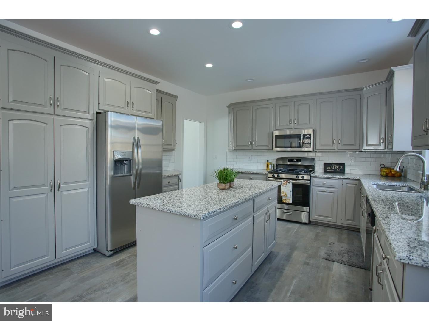 42 Knoll Road Coatesville, PA 19320 - Photo 2 of 20 Gallery Image 2