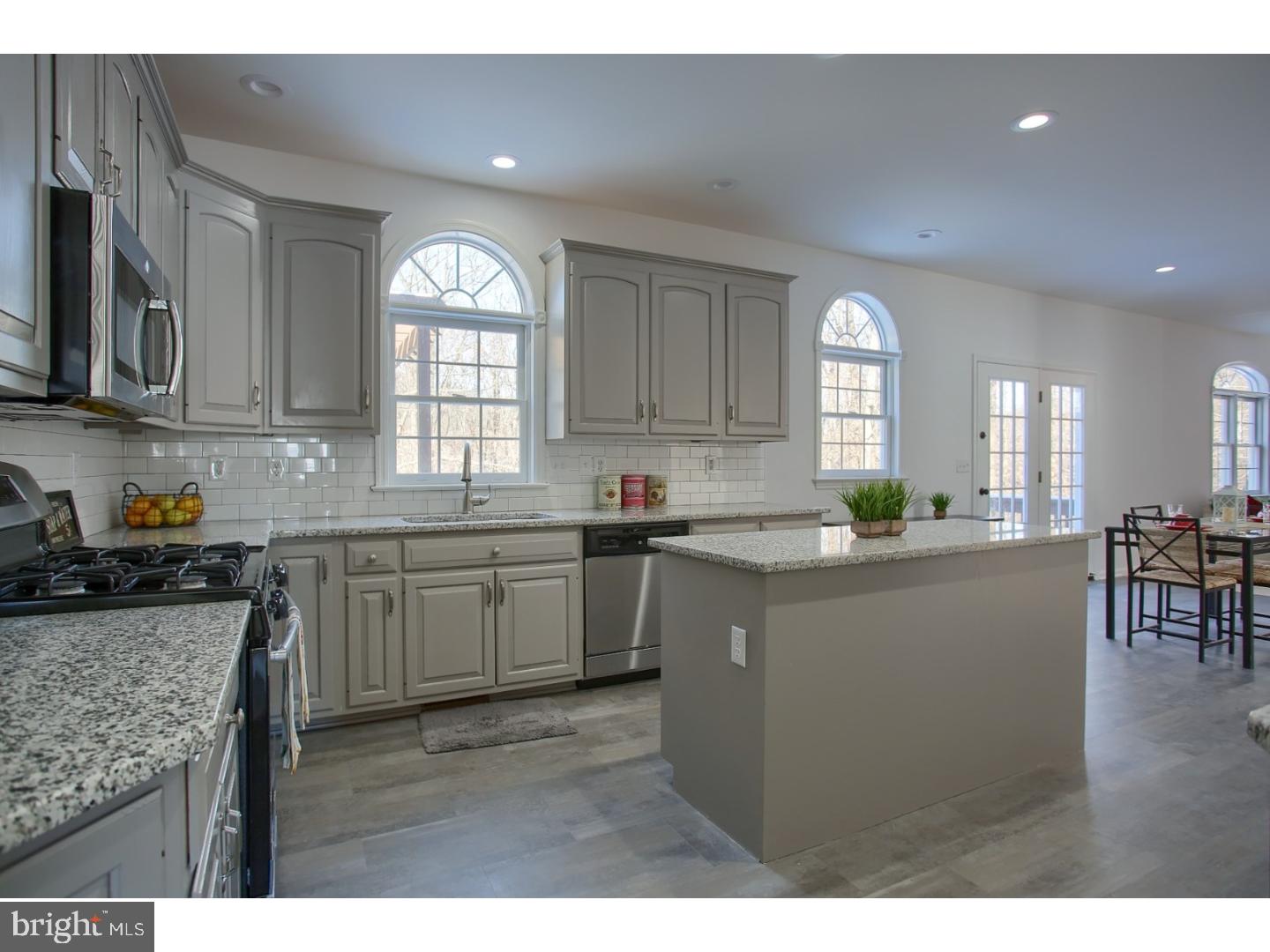 42 Knoll Road Coatesville, PA 19320 - Photo 4 of 20 Gallery Image 4