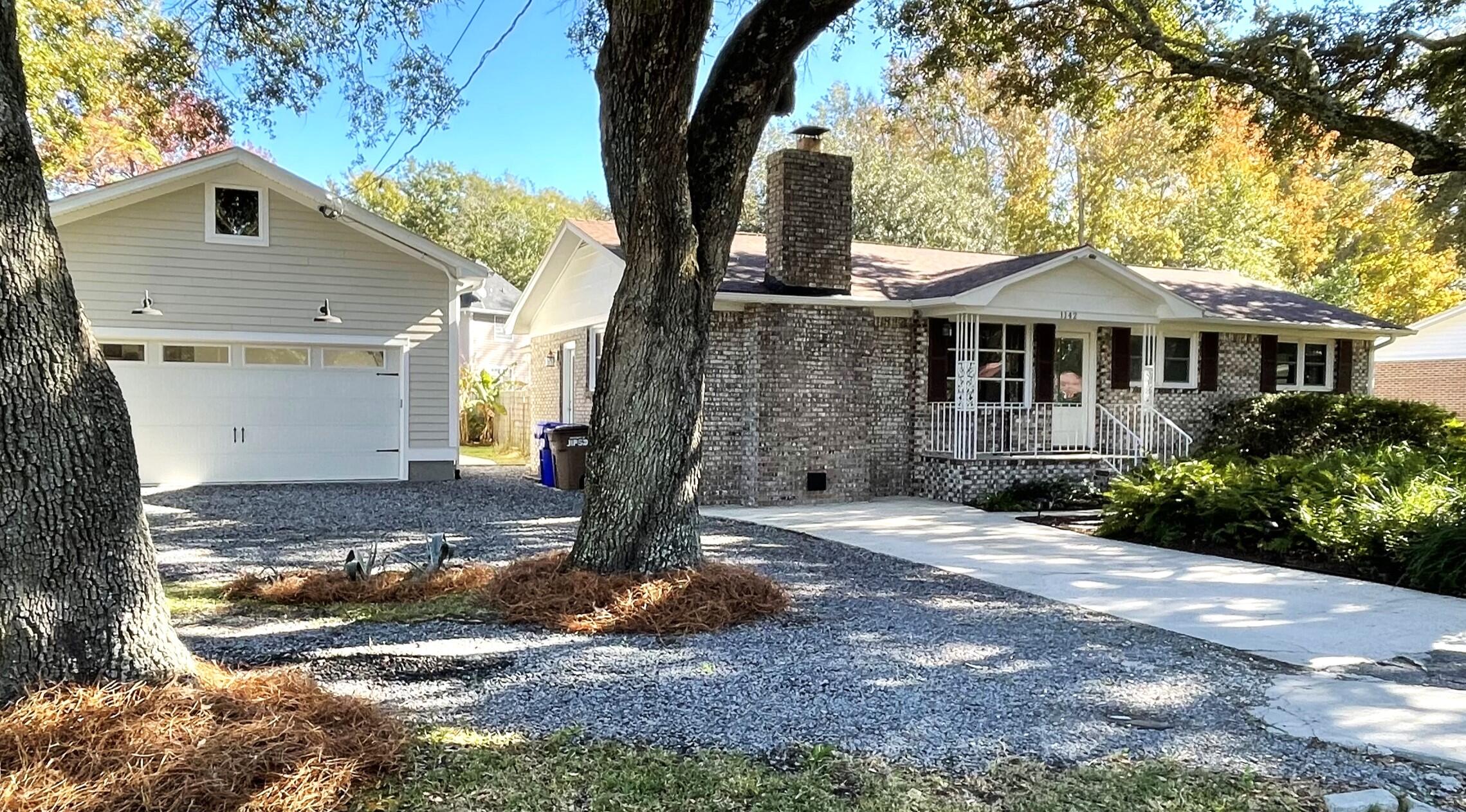 1142 Ocean View Road Charleston, SC 29412 - Photo 1 of 25 Welcome Home!