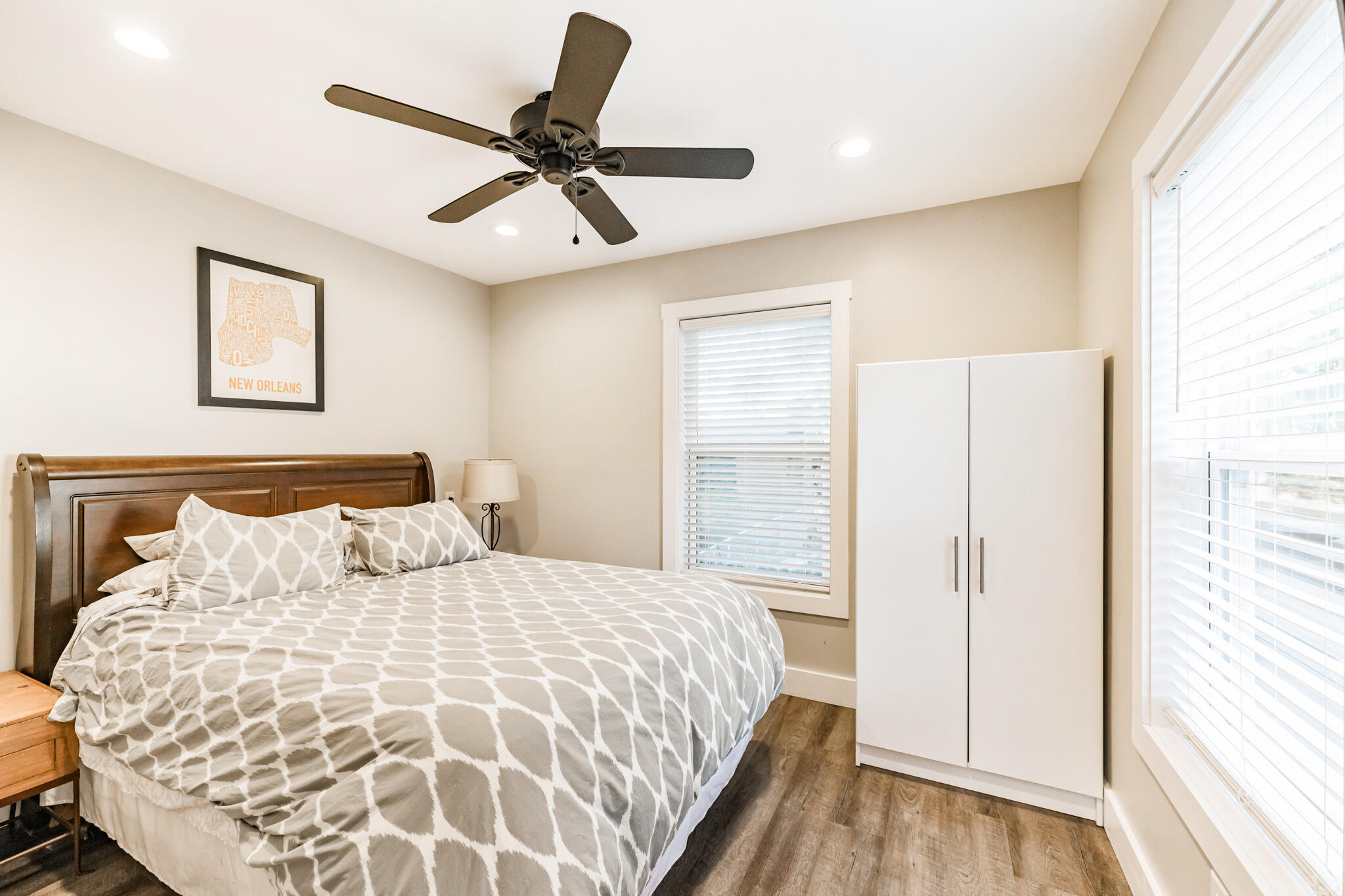 1142 Ocean View Road Charleston, SC 29412 - Photo 22 of 25 Guest Suite