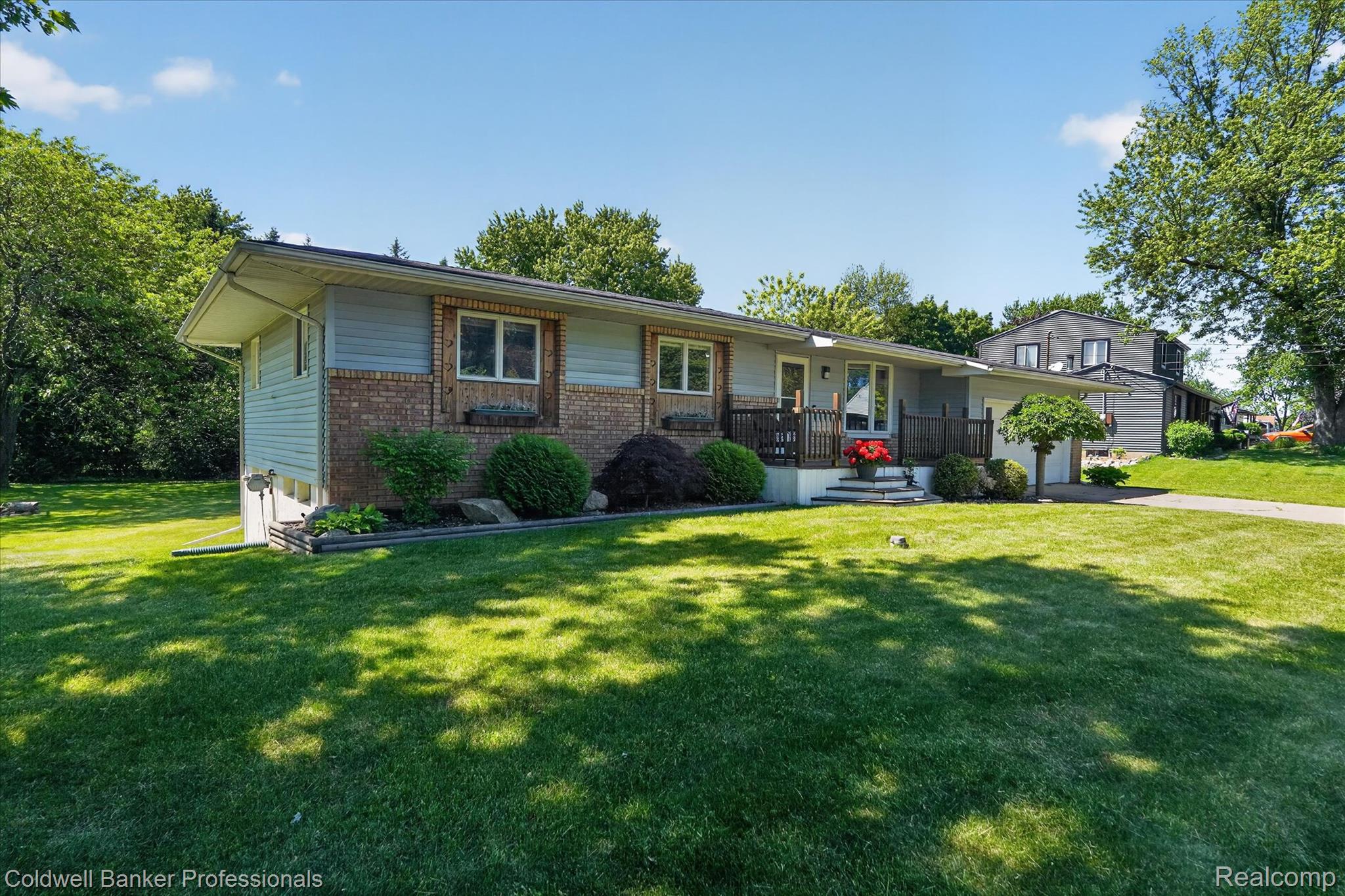 6076 Wild Turkey Road Grand Blanc, MI 48439 - Photo 2 of 50 02-6076-Wild-Turkey-Rd-WindowStill.jpg