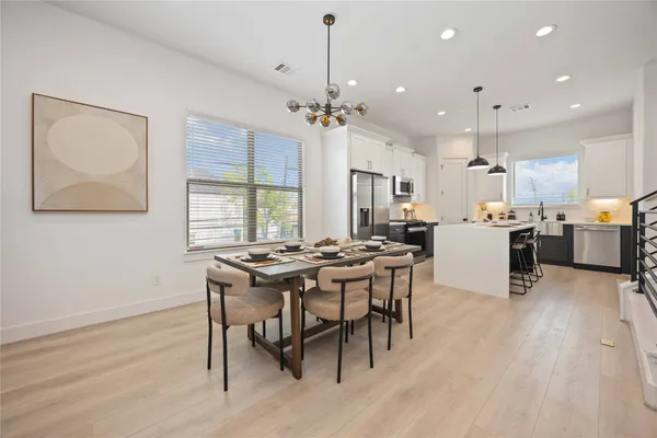$369,900 | 7805 Amelia Road, Unit B, Houston, TX 77055