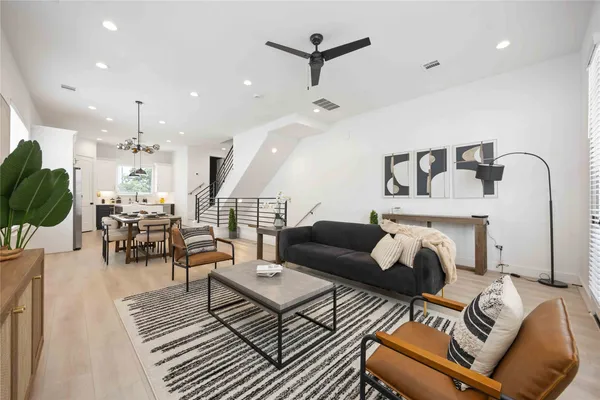 $369,900 | 7805 Amelia Road, Unit B, Houston, TX 77055