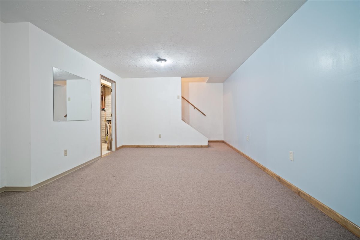 400 Park Pl Drive Normal, IL 61761 - Photo 26 of 33 an empty room with a empty space and windows