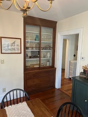 $3,200 | 36 Willow Street, Unit 2, Newton, MA 02459
