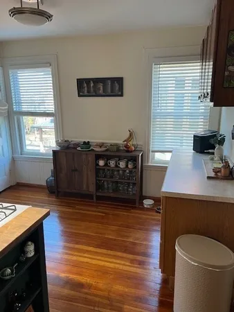 $3,200 | 36 Willow Street, Unit 2, Newton, MA 02459