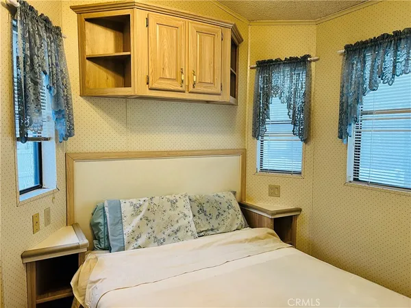 $125,000 | 1295 South Cawston Avenue, Unit 272, Hemet, CA 92545