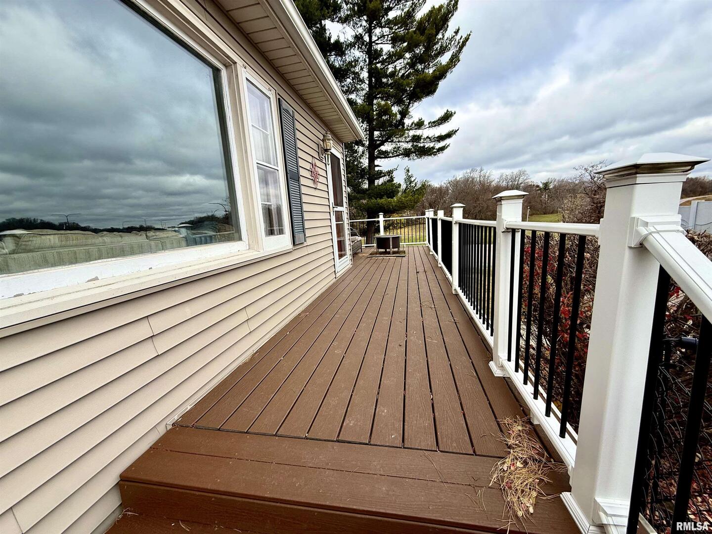 2003 19th Street Moline, IL 61265 - Photo 29 of 39 a view of balcony with wooden floor