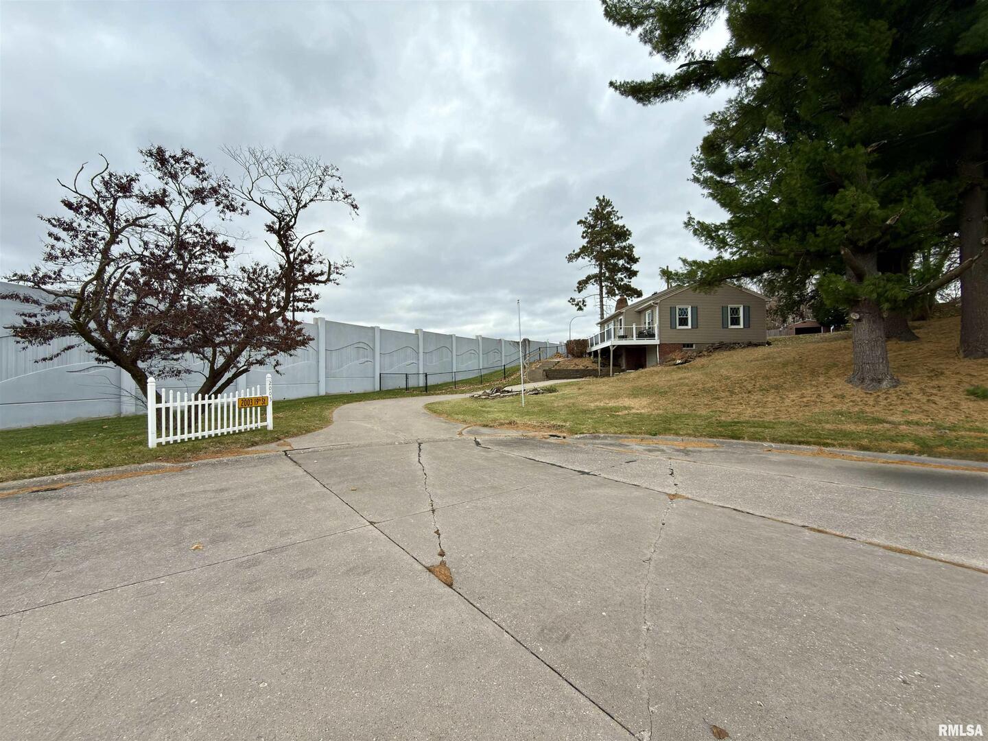 2003 19th Street Moline, IL 61265 - Photo 38 of 39 a view of swimming pool with an outdoor space