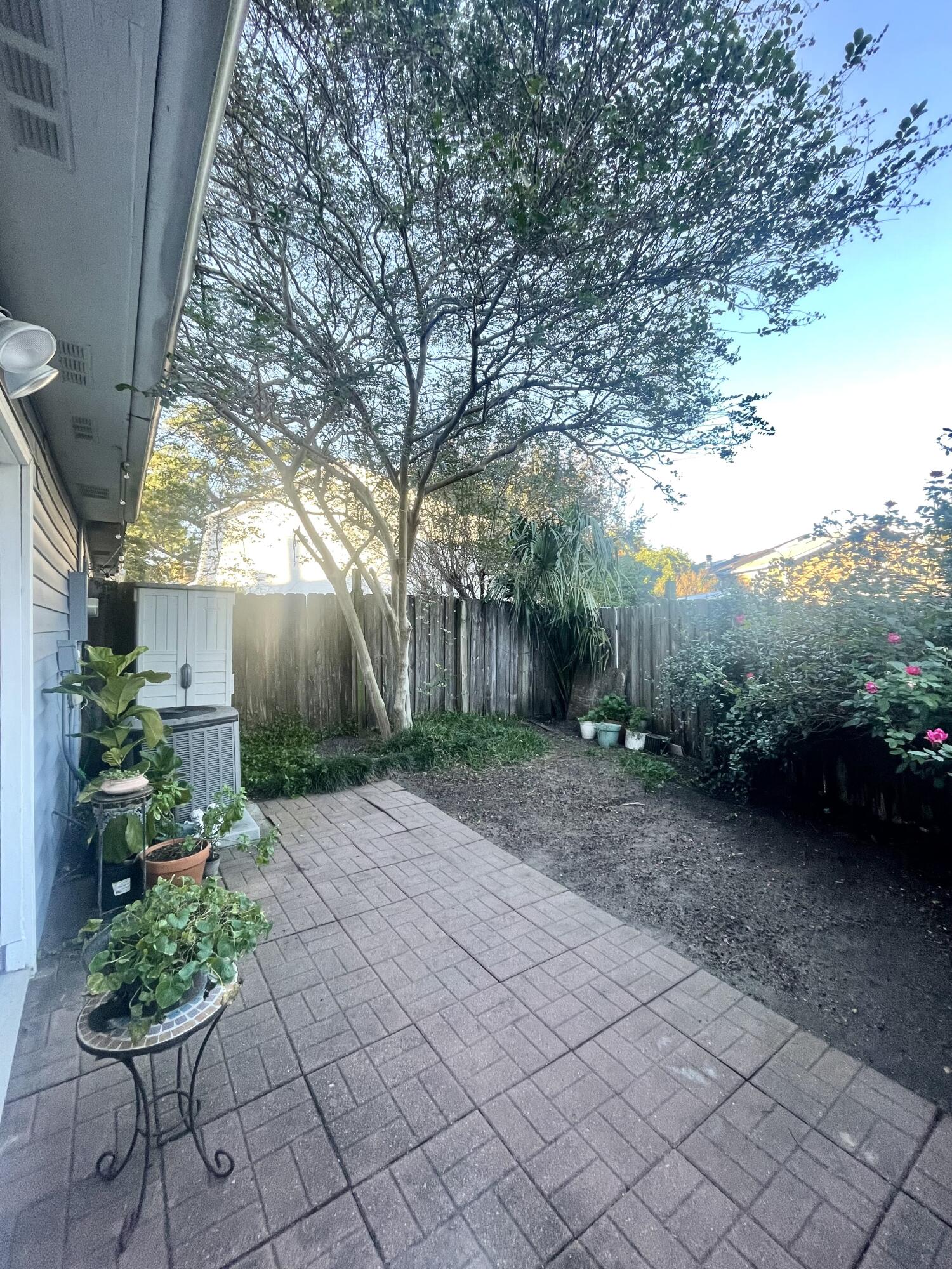 677 Buckhall Court, Unit C Mount Pleasant, SC 29464 - Photo 6 of 12 IMG_2493