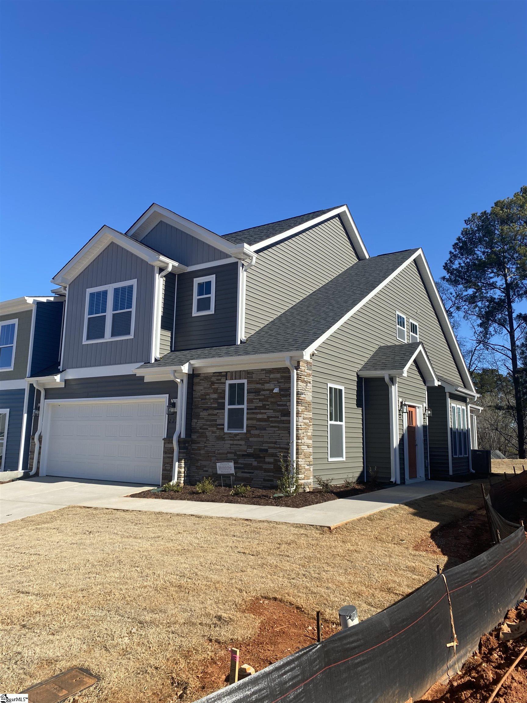 227 Rosecroft Drive Easley, SC 29642 - Photo 2 of 16