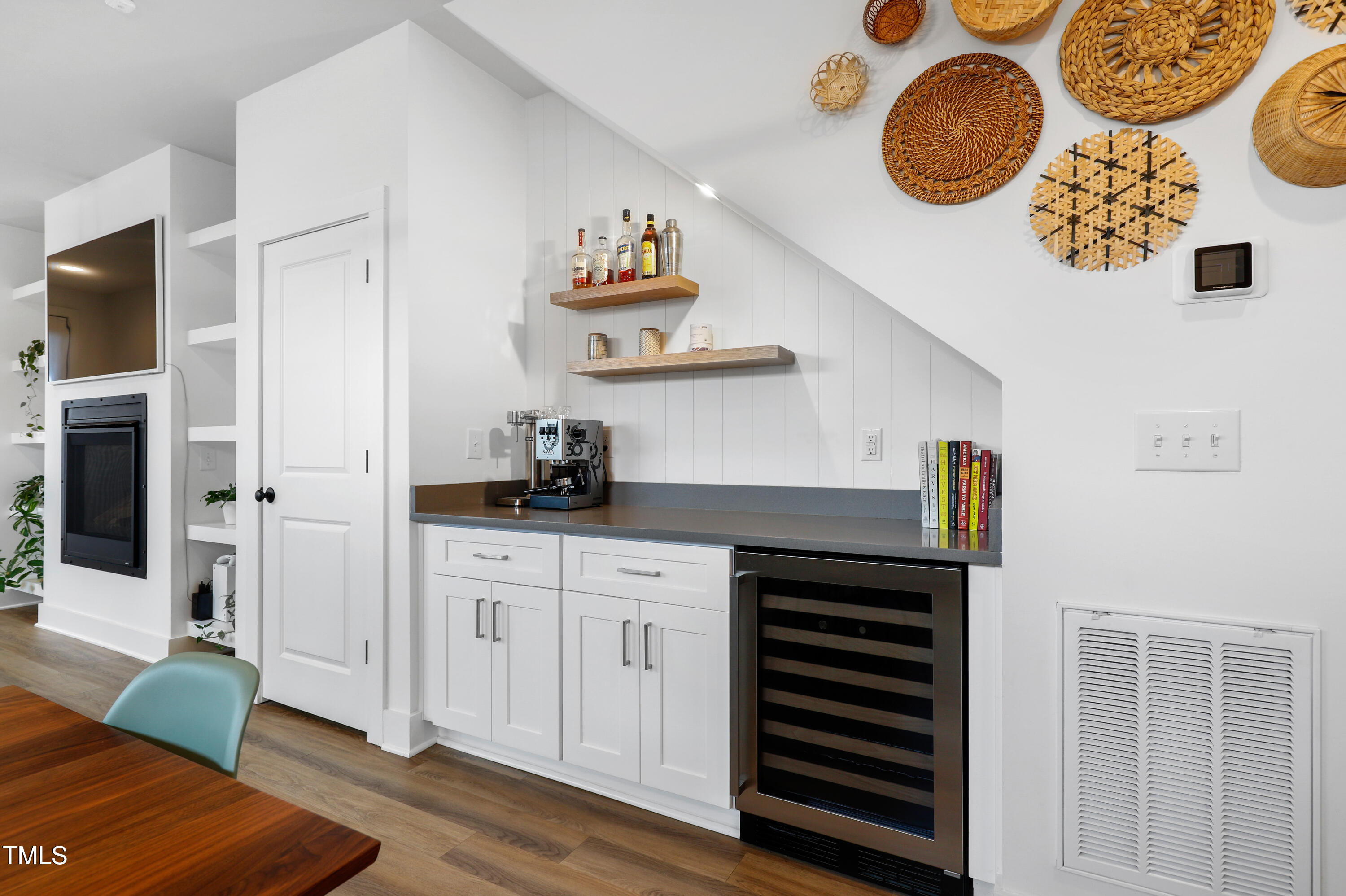 1208 Garner Road Raleigh, NC 27610 - Photo 7 of 37 18