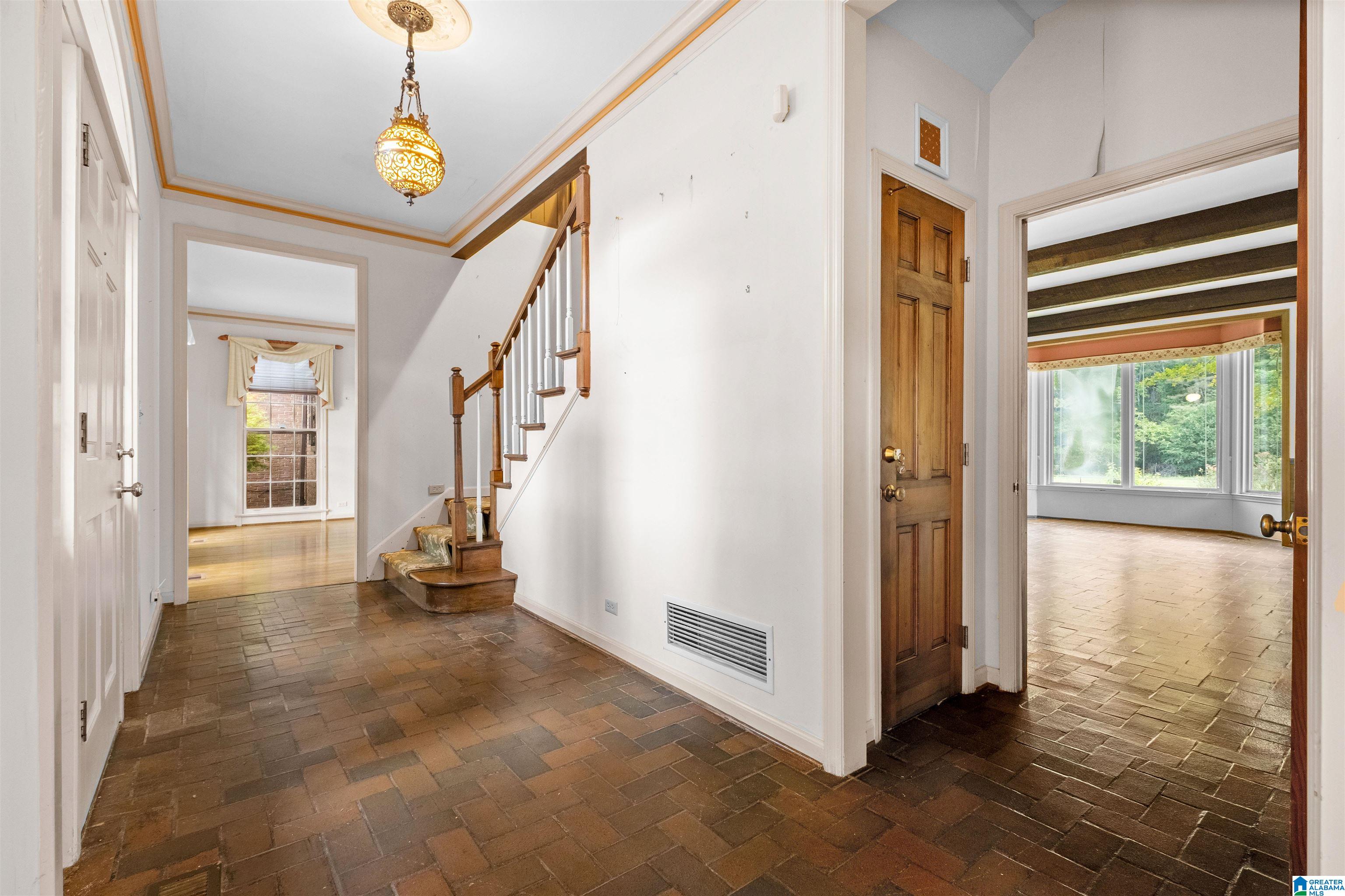 571 Pinecroft Road Anniston, AL 36207 - Photo 18 of 85 Gallery Image 18