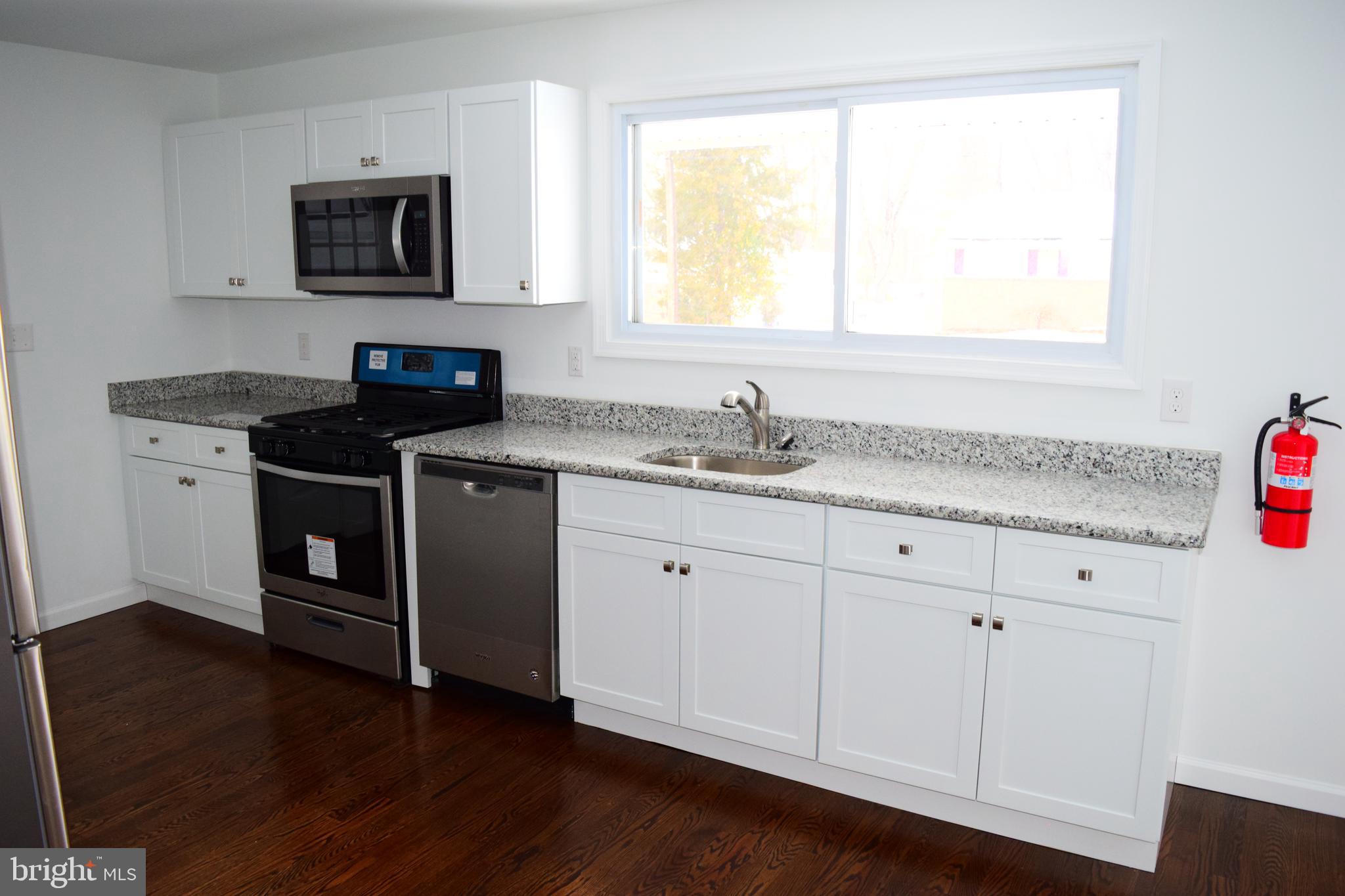 20 Larkin Road Burlington, NJ 08016 - Photo 3 of 20 Gallery Image 3