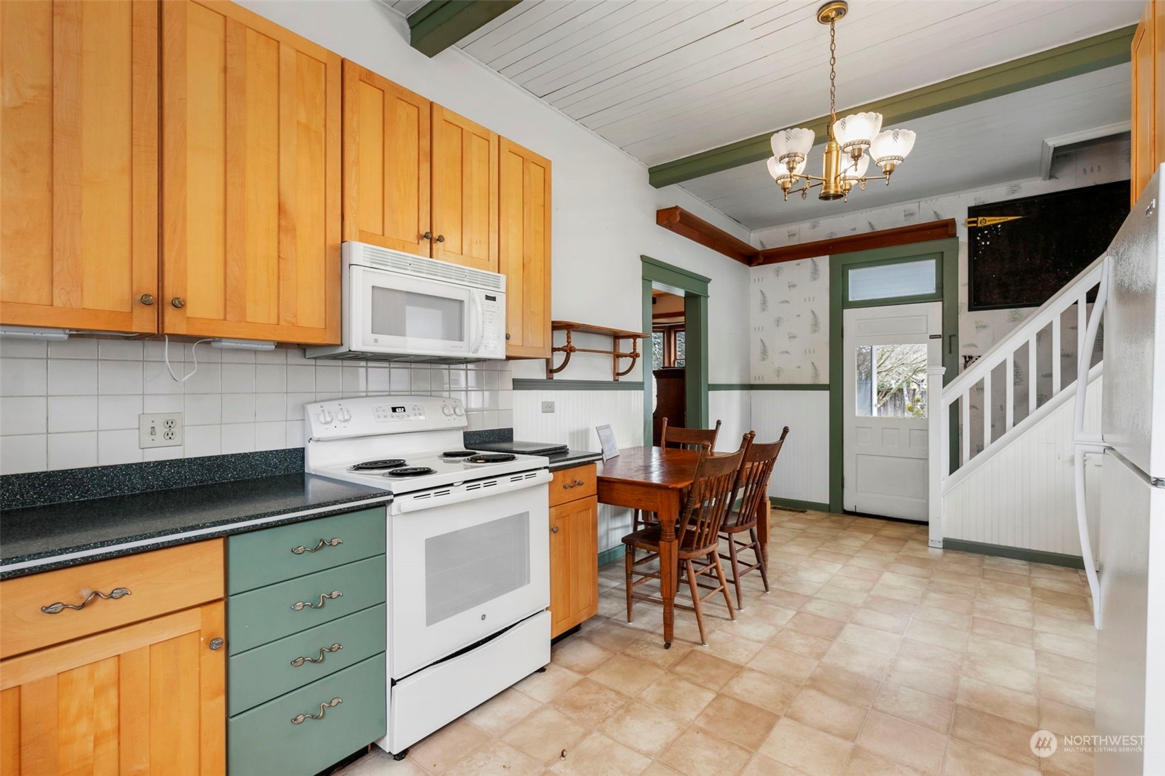 2979 Banner Road Southeast Port Orchard, WA 98366 - Photo 11 of 31 Gallery Image 11