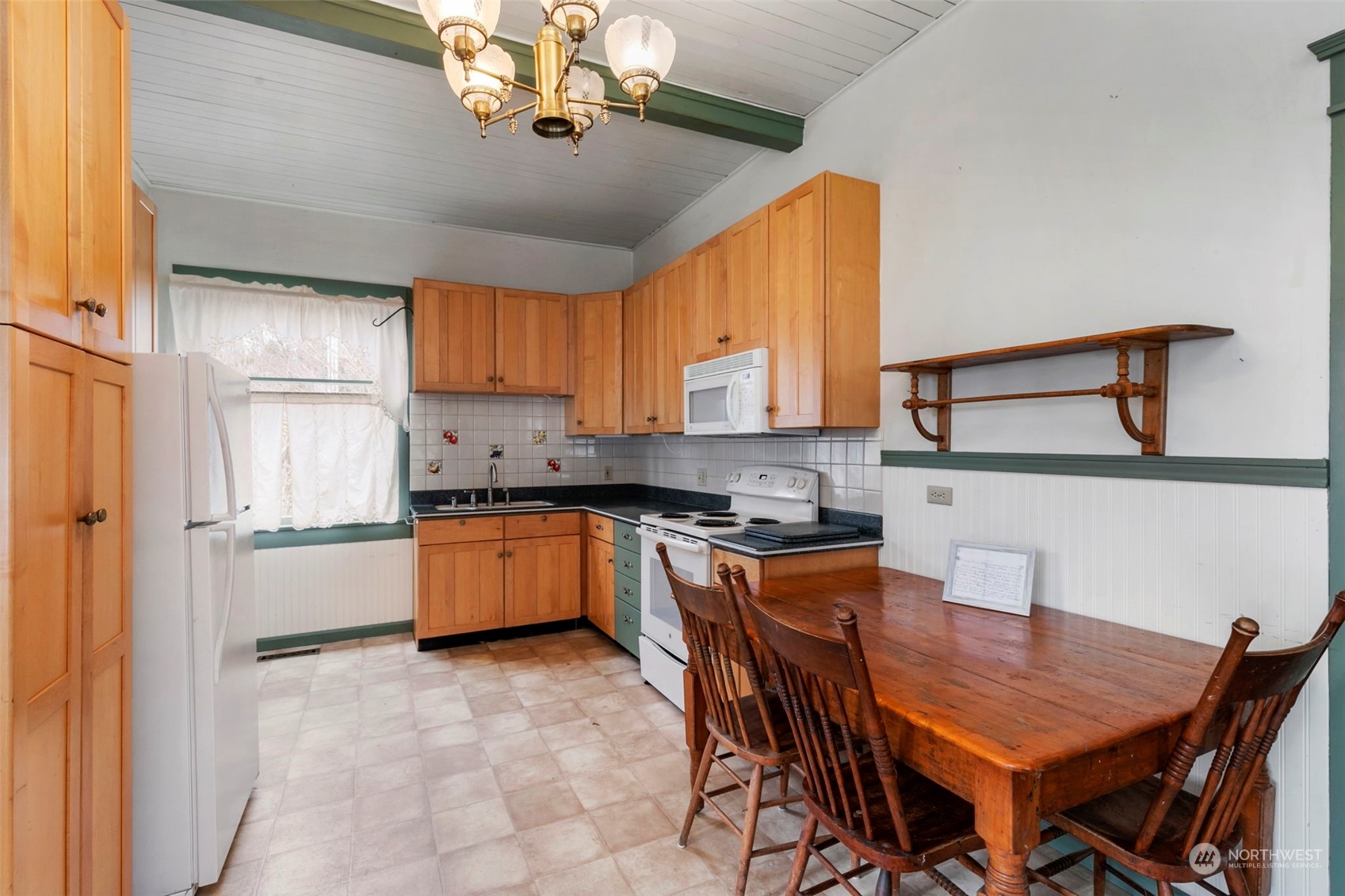2979 Banner Road Southeast Port Orchard, WA 98366 - Photo 10 of 31 Gallery Image 10