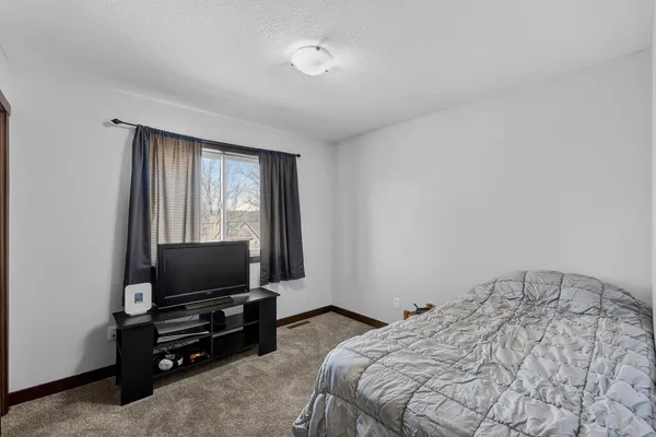 $414,900 | 3907 Sunnydale Lane Southeast, Rochester, MN 55904