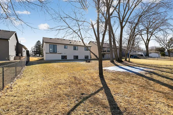 $414,900 | 3907 Sunnydale Lane Southeast, Rochester, MN 55904