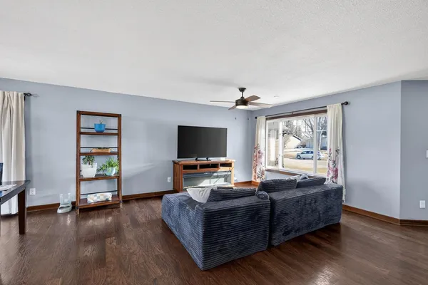 $414,900 | 3907 Sunnydale Lane Southeast, Rochester, MN 55904