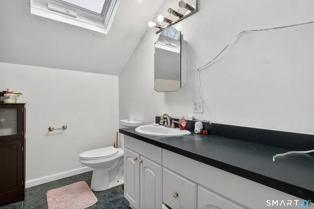 $359,900 | 18 Cadbury Place, Naugatuck, CT 06770