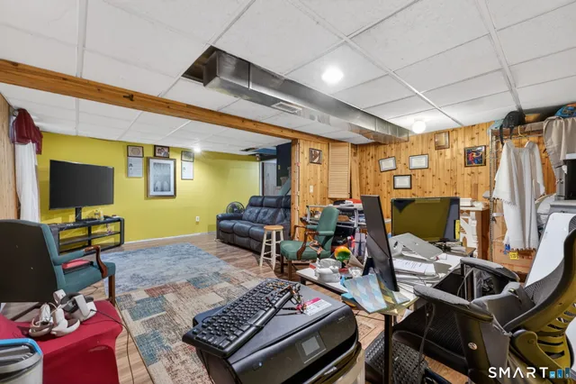 $359,900 | 18 Cadbury Place, Naugatuck, CT 06770