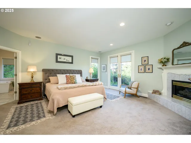 $2,000,000 | 11790 Northwest Fox Ridge Road, McMinnville, OR 97128