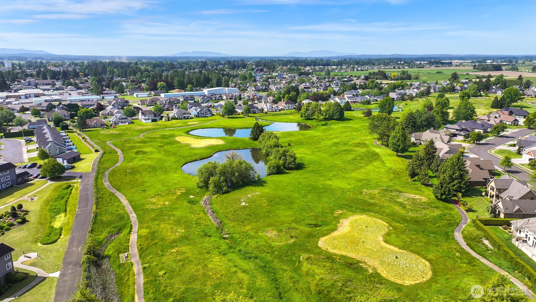 500 Fieldstone Loop, Unit 14 Lynden, WA 98264 - Photo 4 of 25 a view of a city