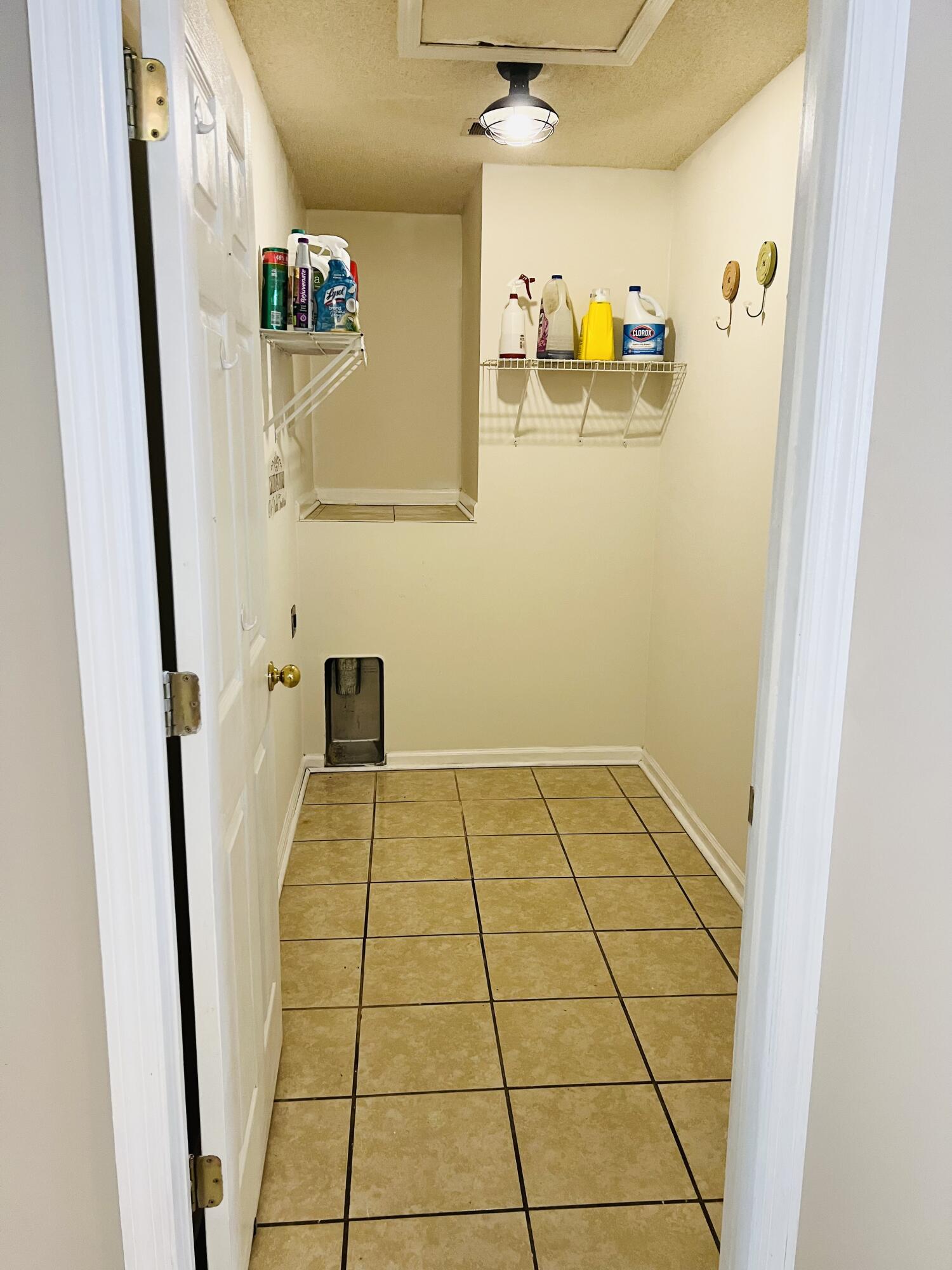 125 Tyron Road Summerville, SC 29483 - Photo 10 of 21 IMG_2564