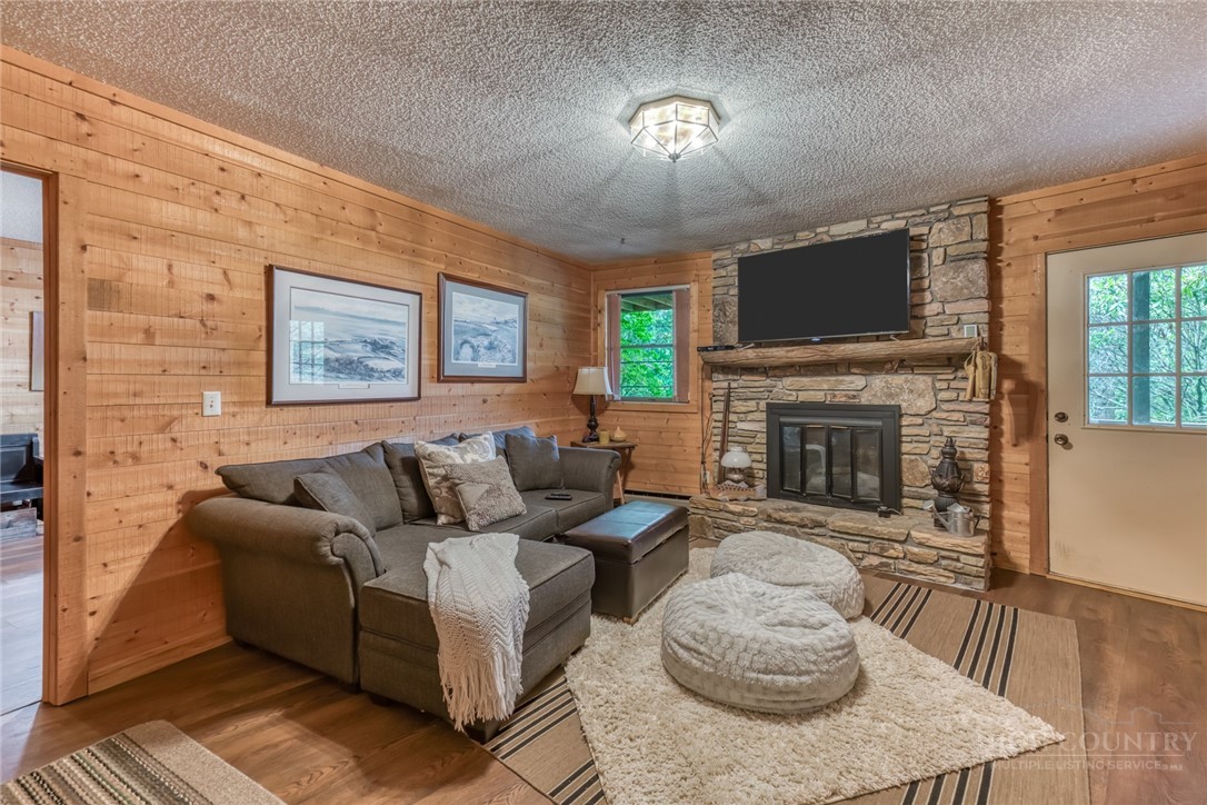 392 Locust Road Newland, NC 28657 - Photo 25 of 43