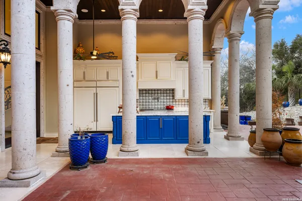 $3,595,000 | 11 Vineyard Drive, San Antonio, TX 78257