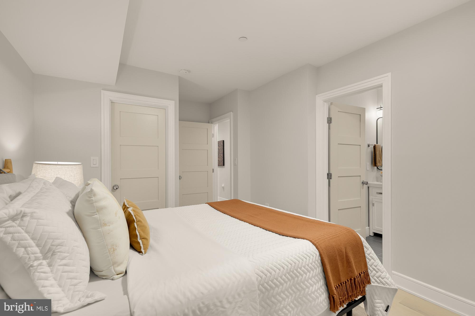 647 G Street Southeast, Unit 1 Washington, DC 20003 - Photo 25 of 32