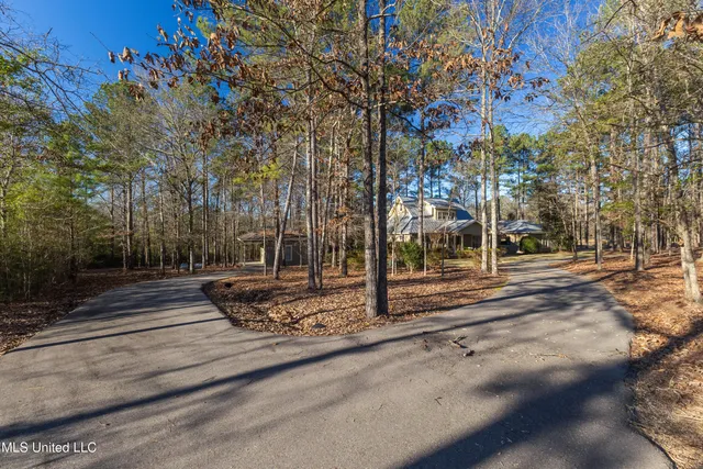 $979,900 | 35 Boggy Hollow Road, Purvis, MS 39475