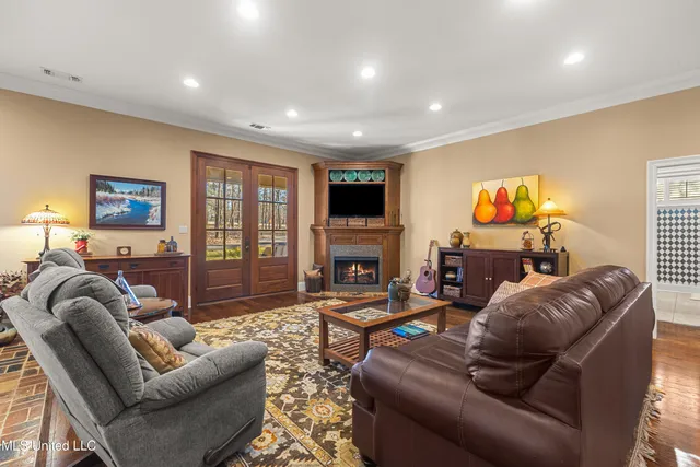 $979,900 | 35 Boggy Hollow Road, Purvis, MS 39475