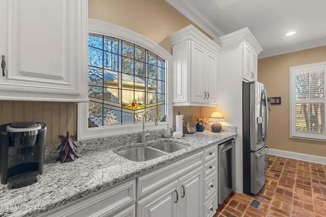 $979,900 | 35 Boggy Hollow Road, Purvis, MS 39475