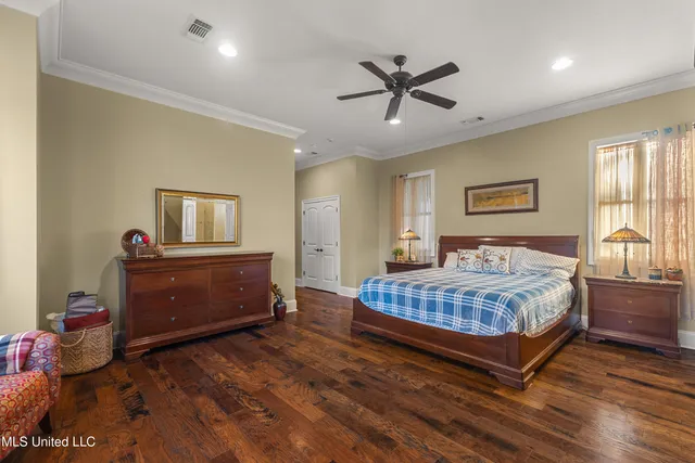 $979,900 | 35 Boggy Hollow Road, Purvis, MS 39475