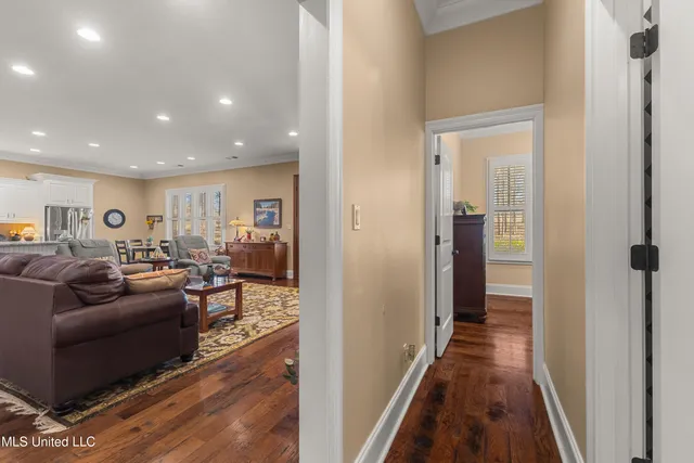 $979,900 | 35 Boggy Hollow Road, Purvis, MS 39475